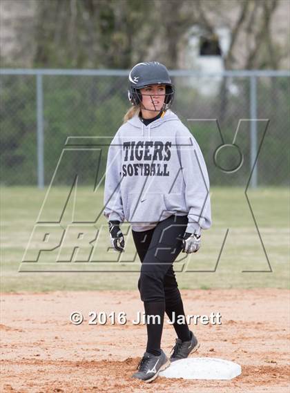 Thumbnail 1 in Hernando vs. Bartlett photogallery.