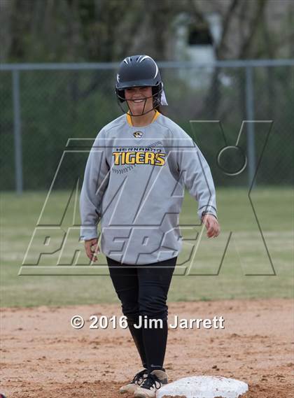Thumbnail 2 in Hernando vs. Bartlett photogallery.