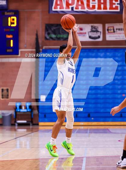 Thumbnail 2 in Sanger West vs. Mendota photogallery.