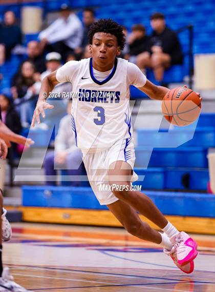 Thumbnail 2 in Sanger West vs. Mendota photogallery.