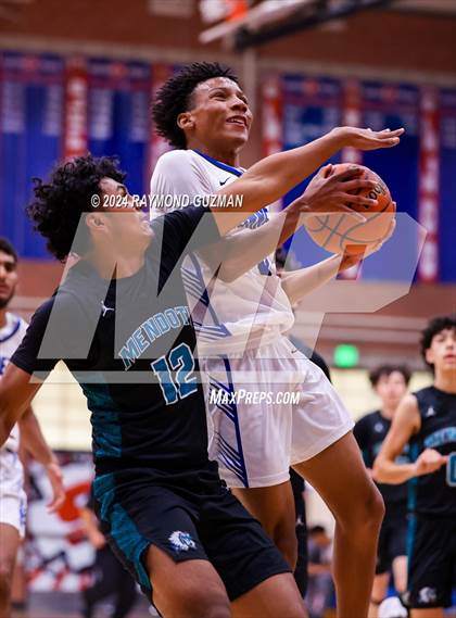 Thumbnail 2 in Sanger West vs. Mendota photogallery.