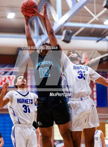 Thumbnail 3 in Sanger West vs. Mendota photogallery.