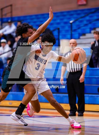 Thumbnail 3 in Sanger West vs. Mendota photogallery.