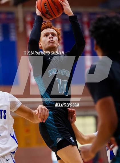 Thumbnail 2 in Sanger West vs. Mendota photogallery.