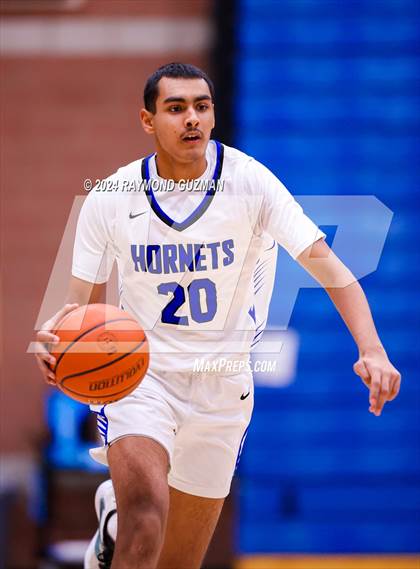 Thumbnail 3 in Sanger West vs. Mendota photogallery.