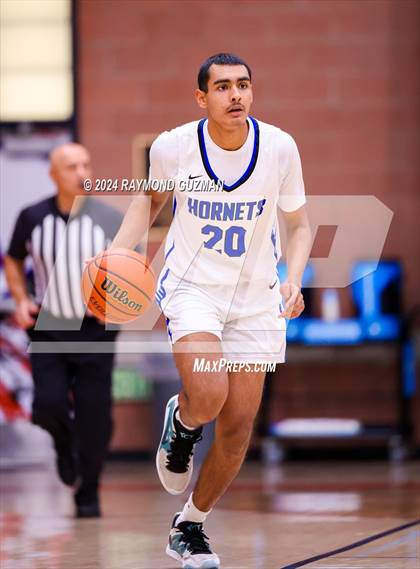 Thumbnail 3 in Sanger West vs. Mendota photogallery.