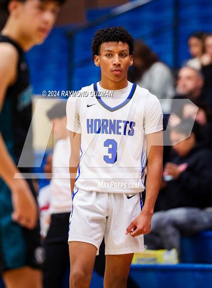 Thumbnail 2 in Sanger West vs. Mendota photogallery.