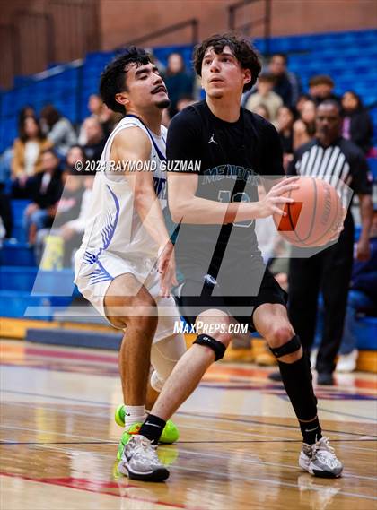 Thumbnail 3 in Sanger West vs. Mendota photogallery.