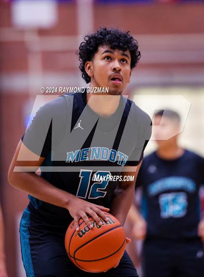Thumbnail 1 in Sanger West vs. Mendota photogallery.