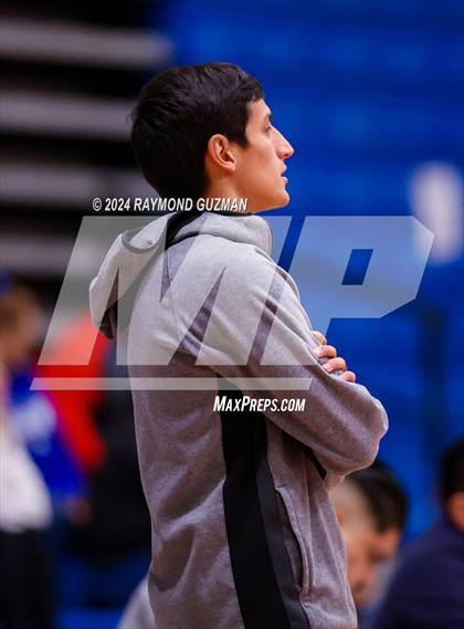 Thumbnail 2 in Sanger West vs. Mendota photogallery.