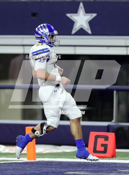 Thumbnail 1 in Kemp vs Brock (UIL 3A D1 Semifinal) photogallery.