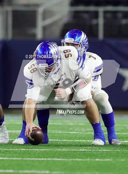 Thumbnail 3 in Kemp vs Brock (UIL 3A D1 Semifinal) photogallery.