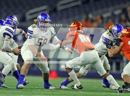 Thumbnail 3 in Kemp vs Brock (UIL 3A D1 Semifinal) photogallery.