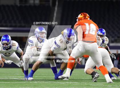 Thumbnail 3 in Kemp vs Brock (UIL 3A D1 Semifinal) photogallery.