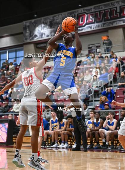 Thumbnail 2 in County Line vs. Guy-Perkins (AAA 1A Semi-Final) photogallery.