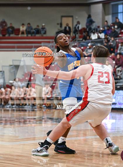 Thumbnail 2 in County Line vs. Guy-Perkins (AAA 1A Semi-Final) photogallery.