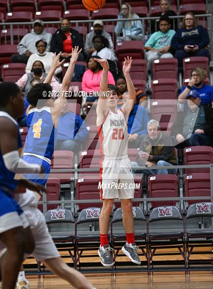 Thumbnail 2 in County Line vs. Guy-Perkins (AAA 1A Semi-Final) photogallery.