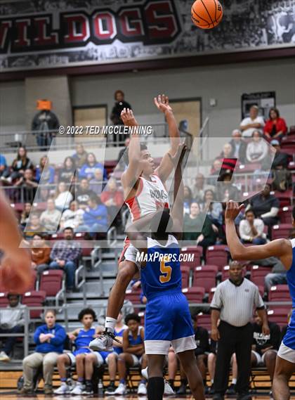 Thumbnail 1 in County Line vs. Guy-Perkins (AAA 1A Semi-Final) photogallery.