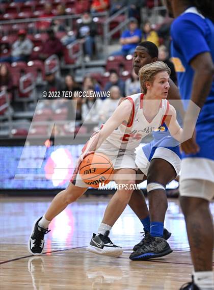 Thumbnail 1 in County Line vs. Guy-Perkins (AAA 1A Semi-Final) photogallery.