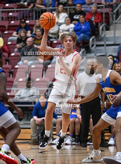 Thumbnail 1 in County Line vs. Guy-Perkins (AAA 1A Semi-Final) photogallery.