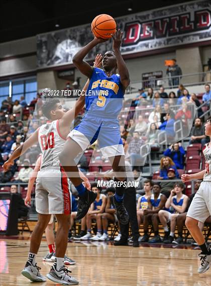 Thumbnail 3 in County Line vs. Guy-Perkins (AAA 1A Semi-Final) photogallery.