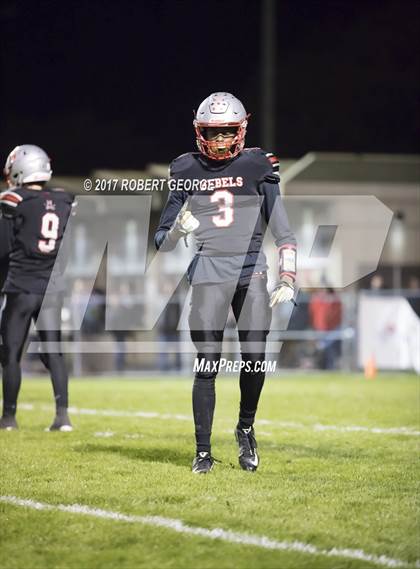 Thumbnail 3 in Horlick vs. Muskego photogallery.