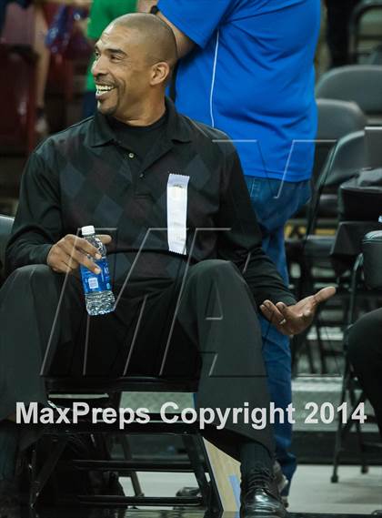 Thumbnail 2 in Berkeley vs. Pleasant Grove (CIF NorCal Regional D1 Final) photogallery.