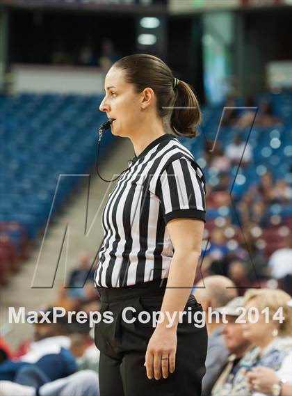 Thumbnail 3 in Berkeley vs. Pleasant Grove (CIF NorCal Regional D1 Final) photogallery.