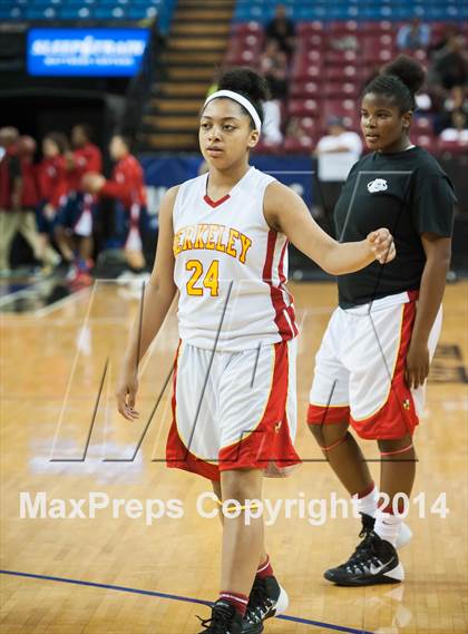 Thumbnail 2 in Berkeley vs. Pleasant Grove (CIF NorCal Regional D1 Final) photogallery.