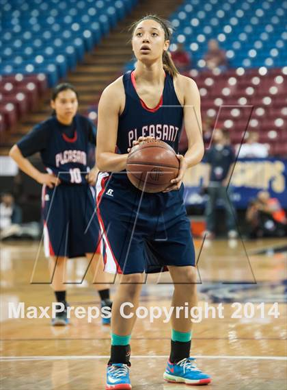 Thumbnail 2 in Berkeley vs. Pleasant Grove (CIF NorCal Regional D1 Final) photogallery.