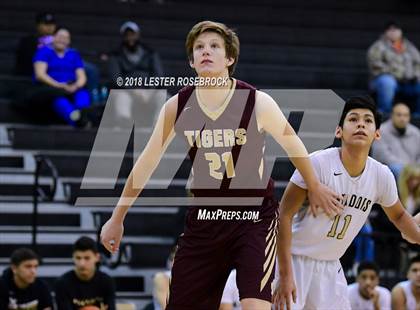 Thumbnail 1 in Dripping Springs @ Seguin photogallery.