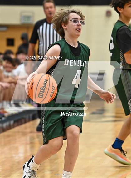 Thumbnail 1 in FR: D'Evelyn @ Lakewood photogallery.