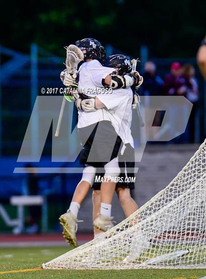 Thumbnail 2 in Monroe-Woodbury vs Kingston (Section 9 Class A Final) photogallery.