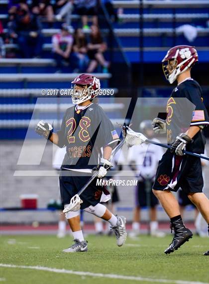 Thumbnail 3 in Monroe-Woodbury vs Kingston (Section 9 Class A Final) photogallery.