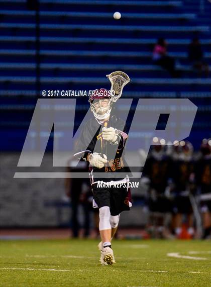 Thumbnail 2 in Monroe-Woodbury vs Kingston (Section 9 Class A Final) photogallery.