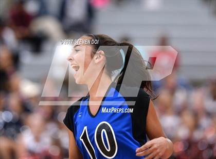 Thumbnail 3 in King vs. Norco photogallery.