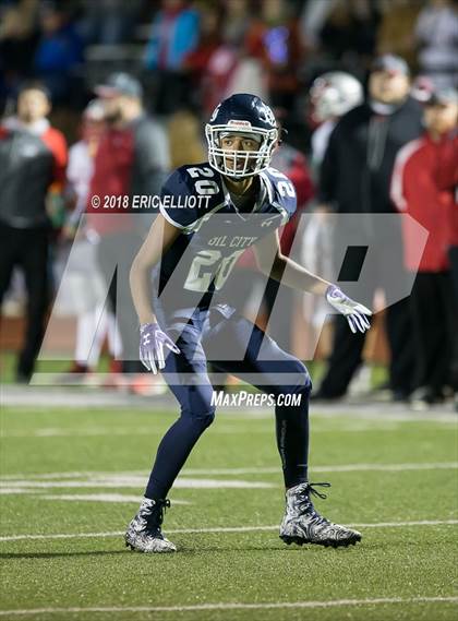 Thumbnail 3 in Slippery Rock @ Oil City photogallery.