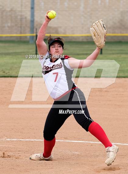 Thumbnail 2 in Rio Mesa @ Norco photogallery.