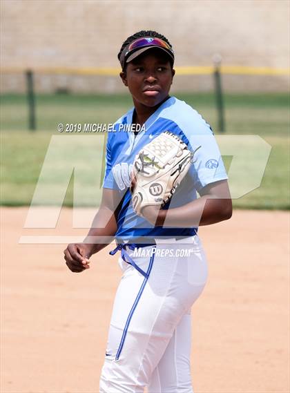 Thumbnail 2 in Rio Mesa @ Norco photogallery.