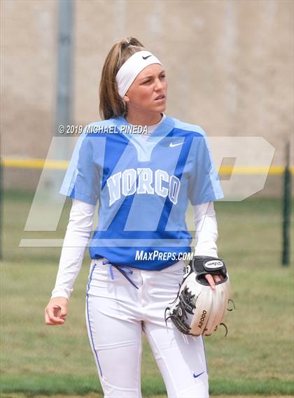 Thumbnail 1 in Rio Mesa @ Norco photogallery.
