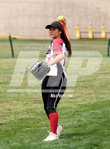 Thumbnail 1 in Rio Mesa @ Norco photogallery.