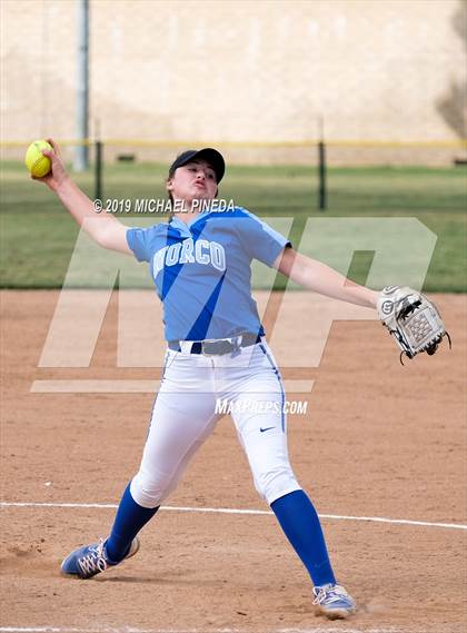 Thumbnail 1 in Rio Mesa @ Norco photogallery.