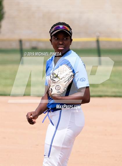 Thumbnail 3 in Rio Mesa @ Norco photogallery.