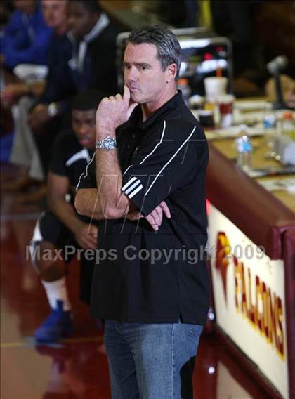 Thumbnail 3 in Newark Memorial vs. Foothills Christian (MaxPreps Holiday Classic) photogallery.