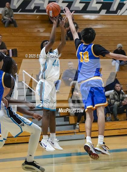 Thumbnail 1 in JV: Foothill @ Deer Valley photogallery.