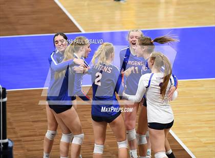 Thumbnail 2 in Legend vs. Fort Collins (CHSAA 5a Playoff) photogallery.