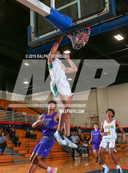 Thumbnail 1 in Vanden vs. College Park (Opening Tip-Off Marathon) photogallery.