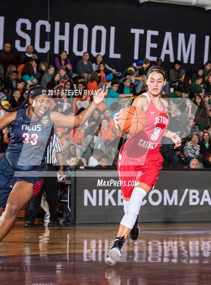 Thumbnail 2 in Seton Catholic vs. Miami Country Day (DICK'S National Tournament Semifinal) photogallery.