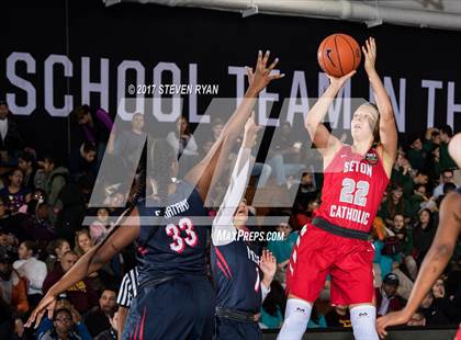 Thumbnail 3 in Seton Catholic vs. Miami Country Day (DICK'S National Tournament Semifinal) photogallery.