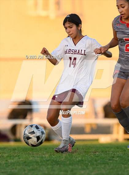Thumbnail 1 in Marshall vs Lee photogallery.